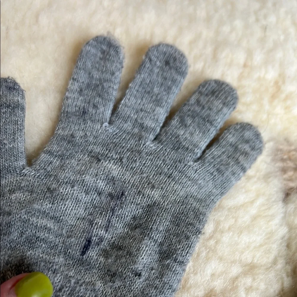 Gray Kids Gloves with Colorful Numbers ~ H & M